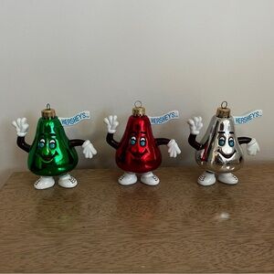 Set 3 VINTAGE HERSHEY KISSES CHRISTMAS ORNAMENT 1998 waving mascot guy green red